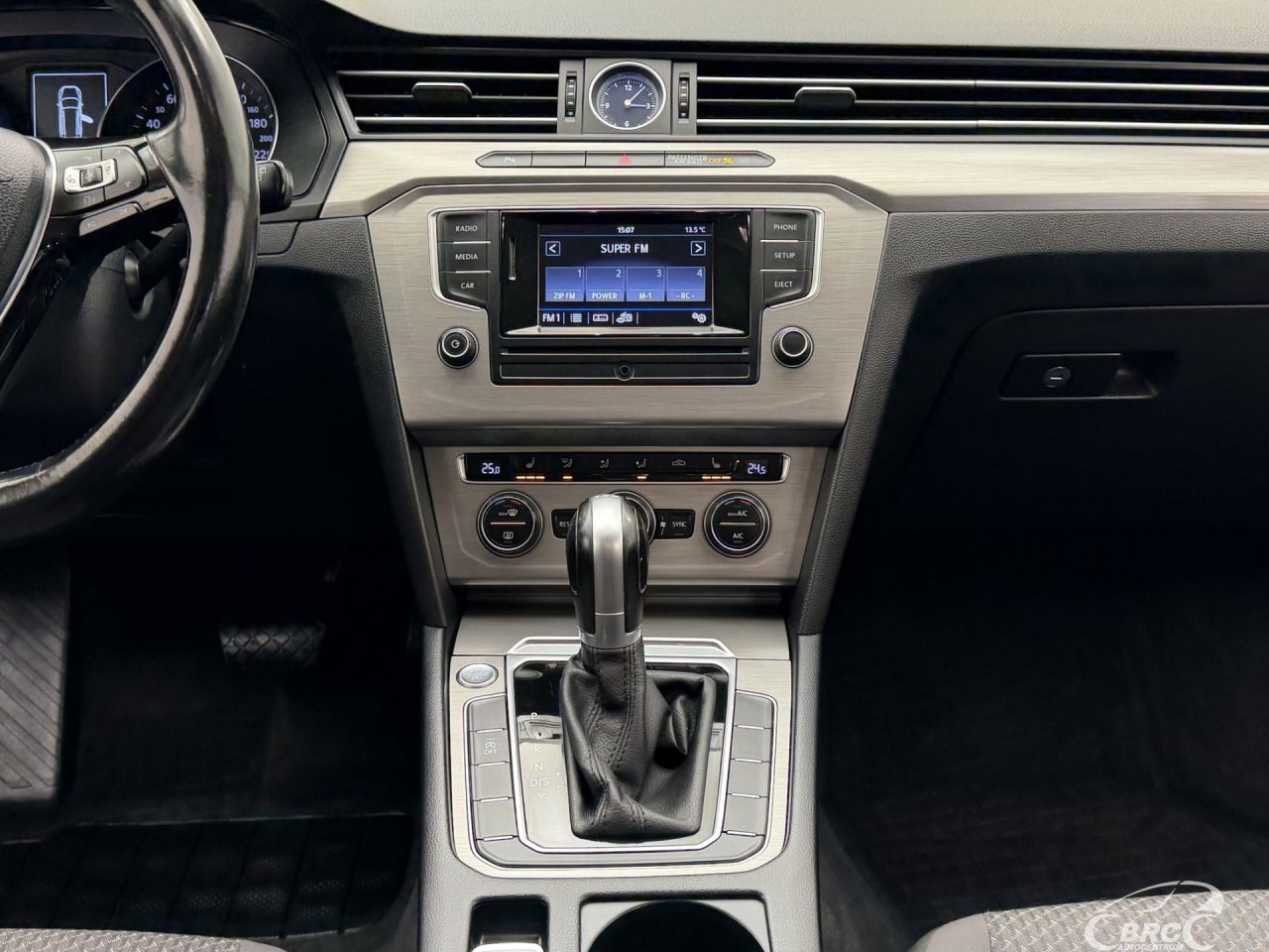 Volkswagen Passat | 15