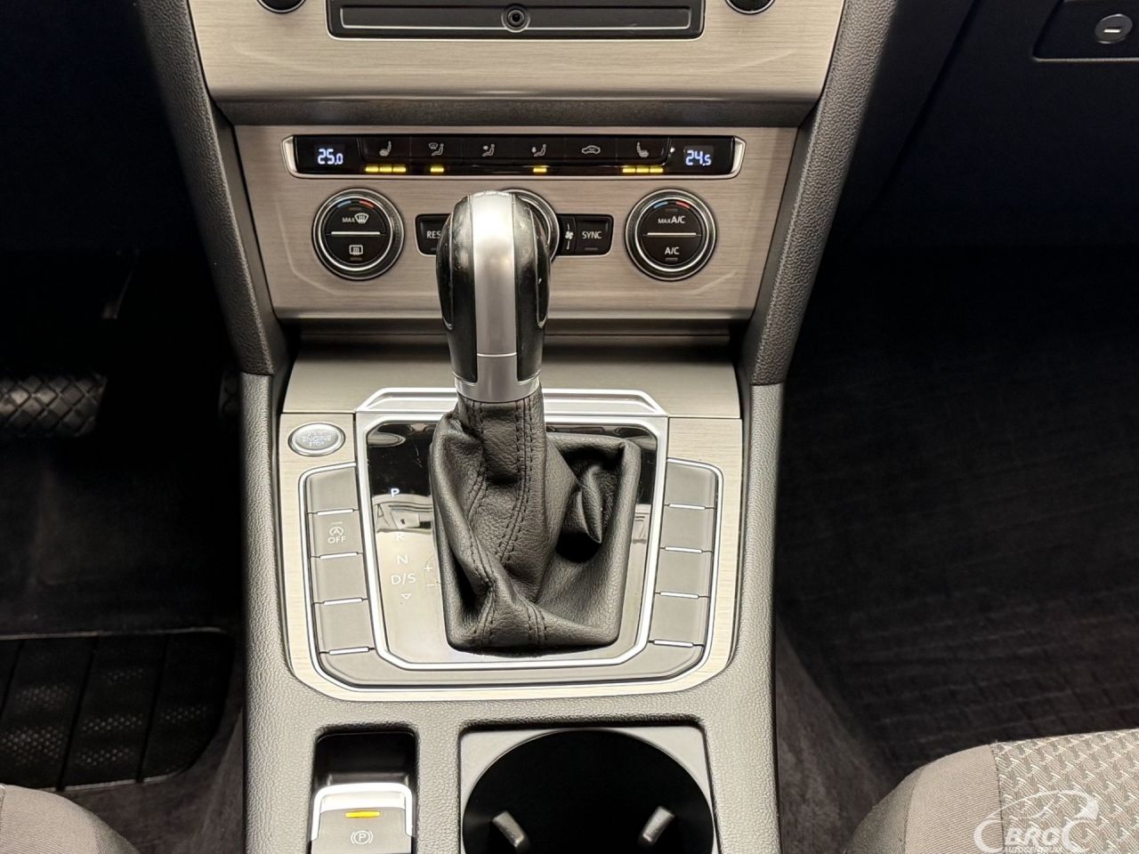 Volkswagen Passat | 18