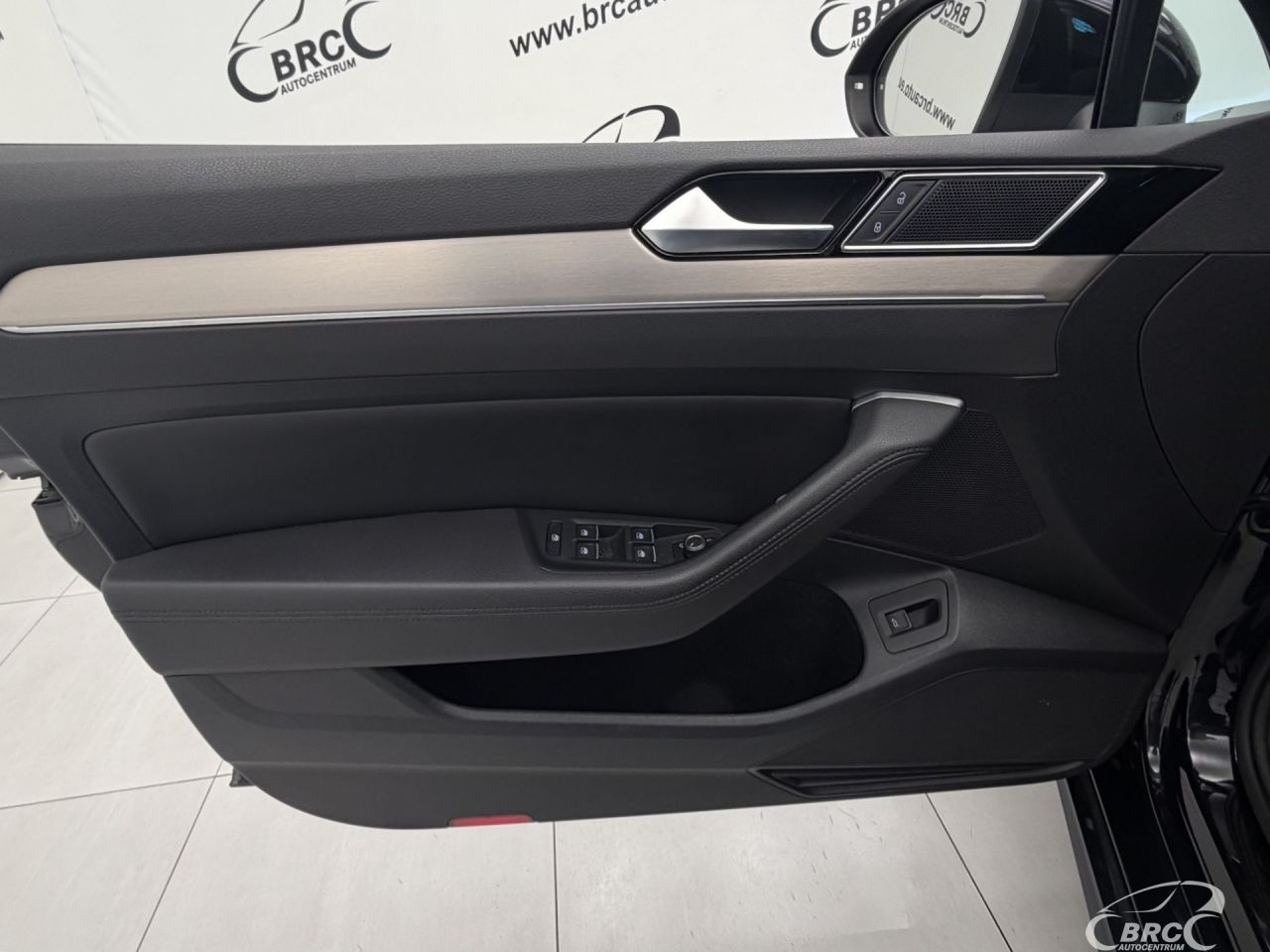 Volkswagen Passat | 19