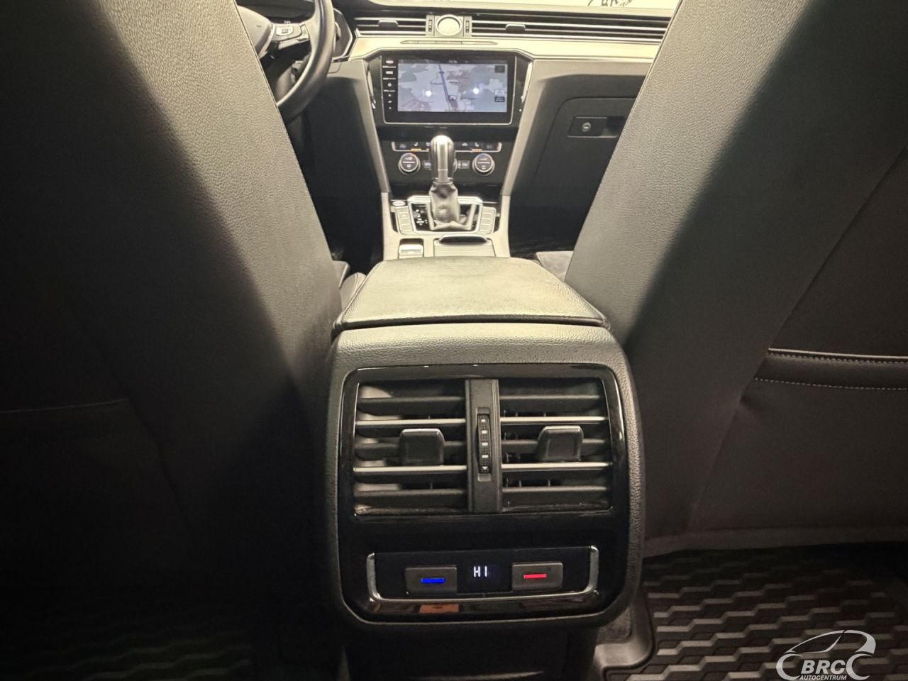 Volkswagen Passat | 11