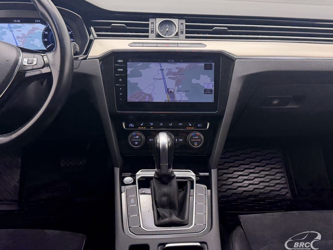 Volkswagen Passat | 15