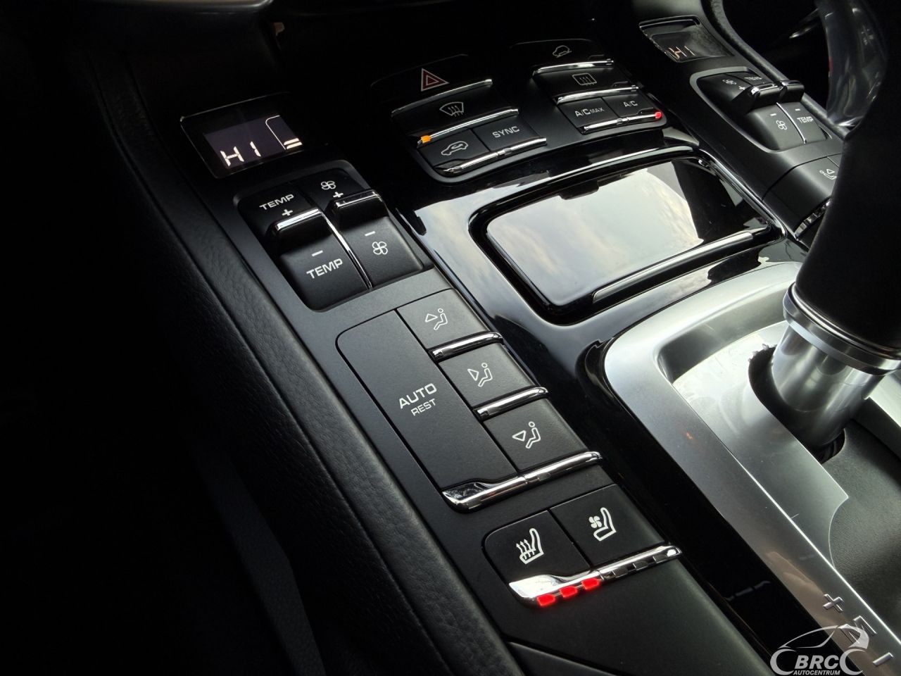 Porsche Cayenne | 27