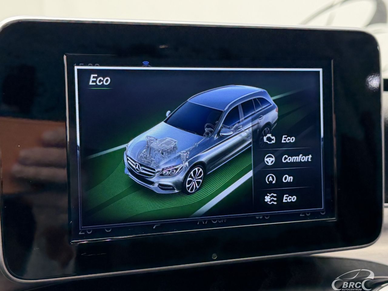 Mercedes-Benz C220 | 37