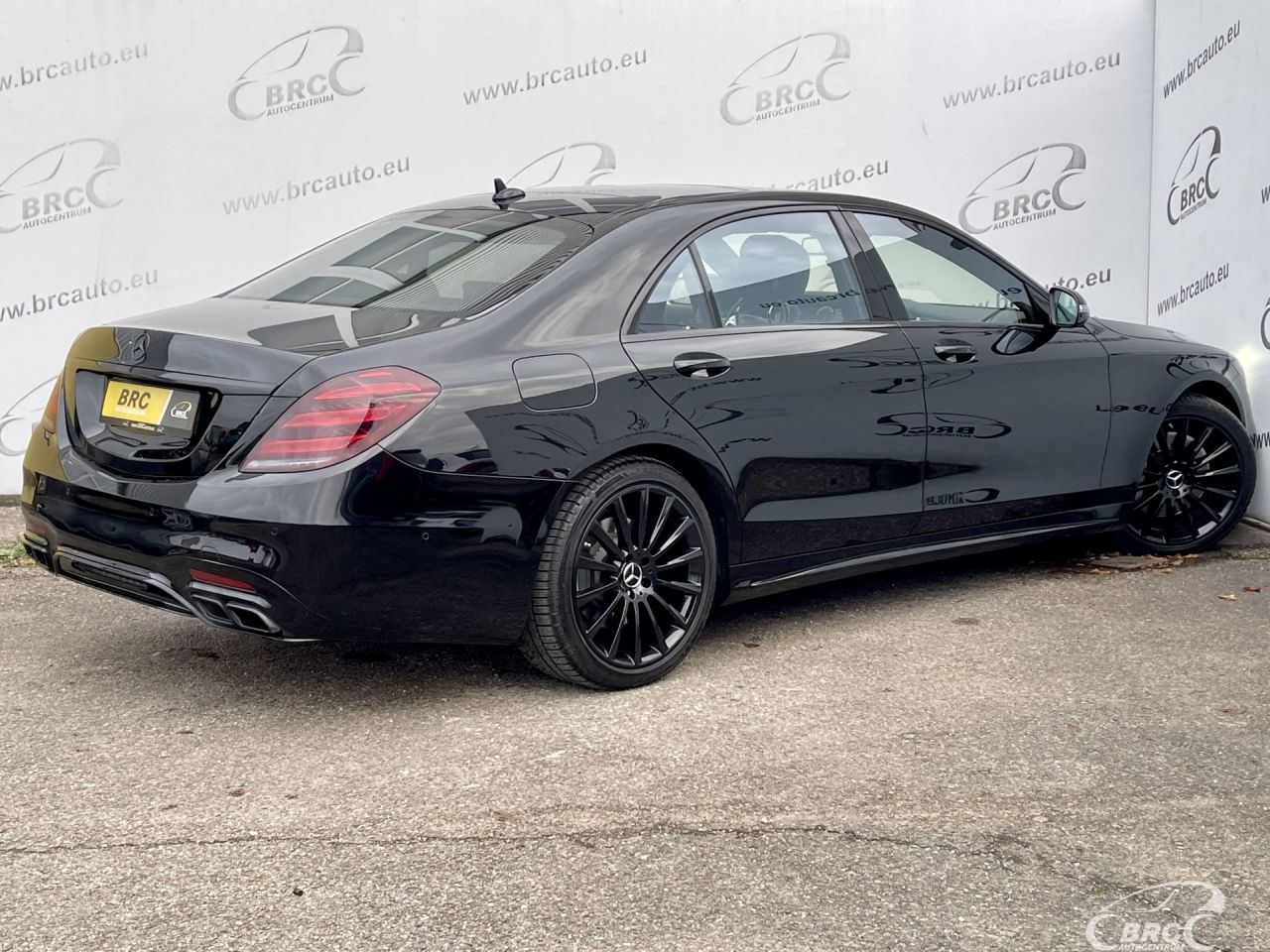 Mercedes-Benz S500 | 1