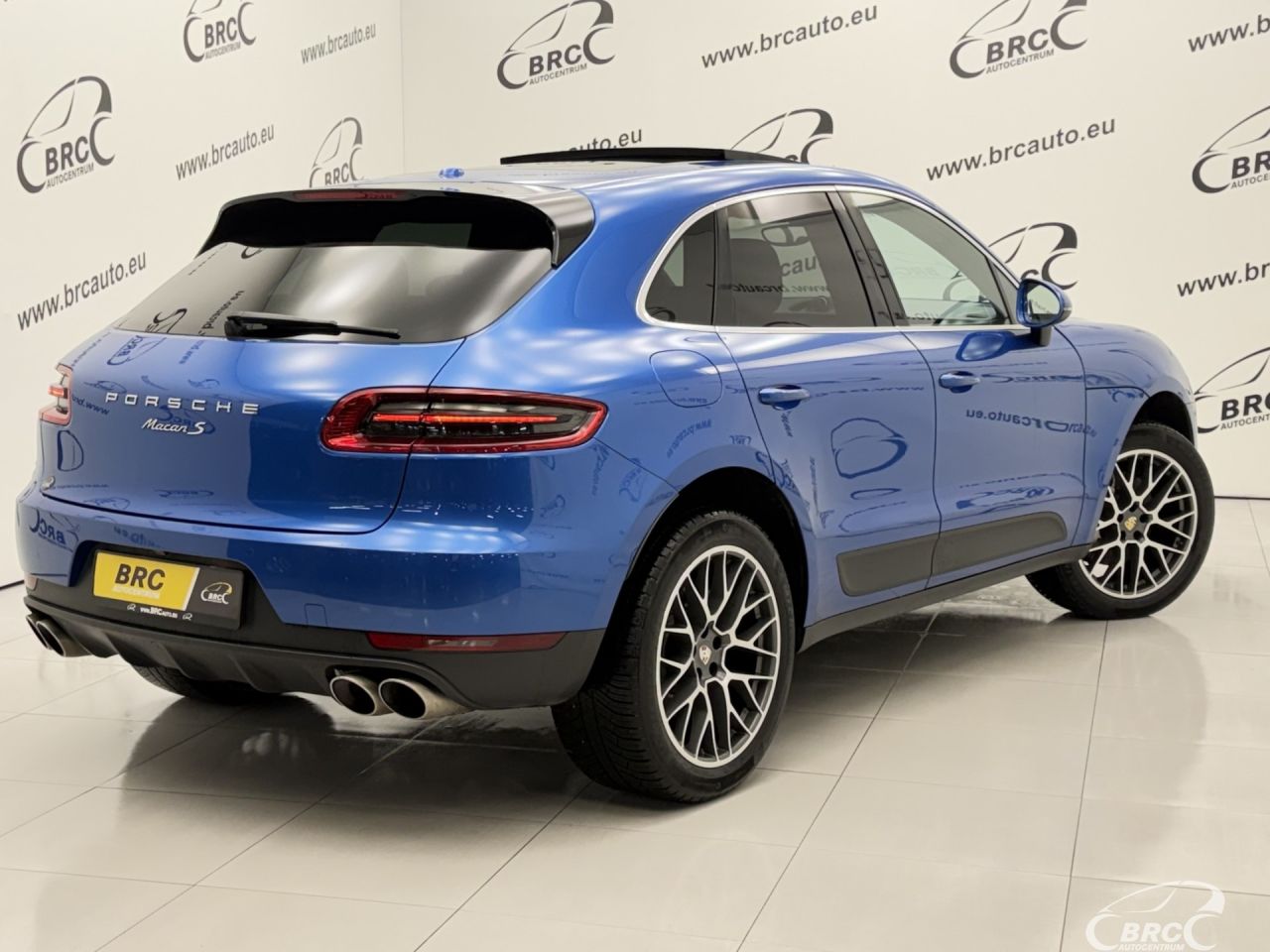 Porsche Macan | 1