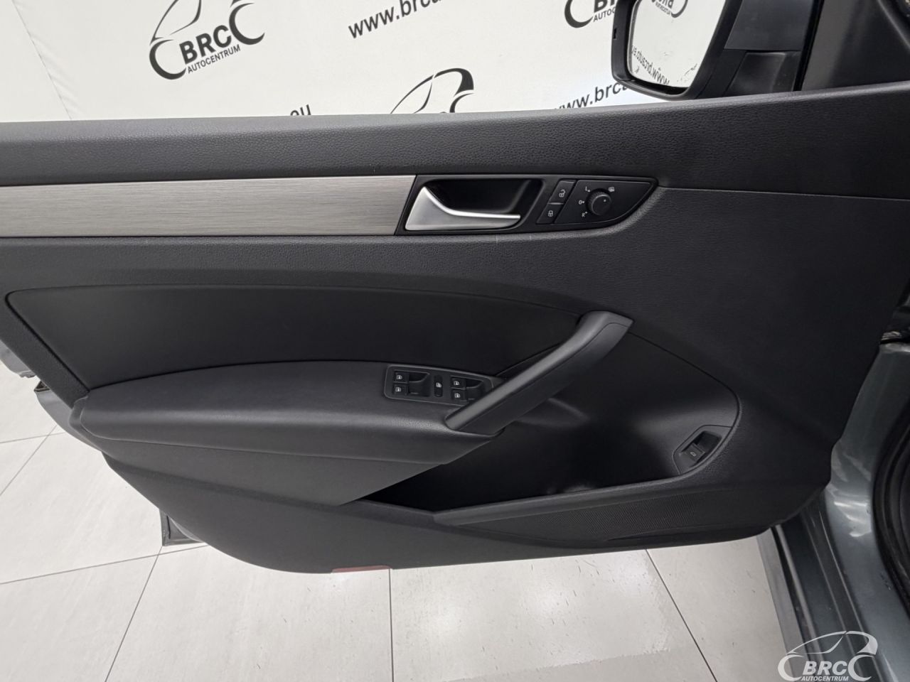 Volkswagen Passat | 32