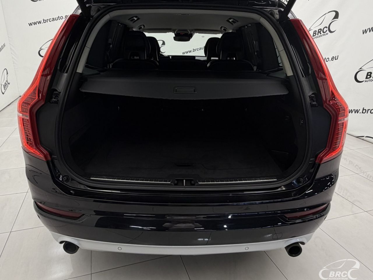 Volvo XC90 | 39