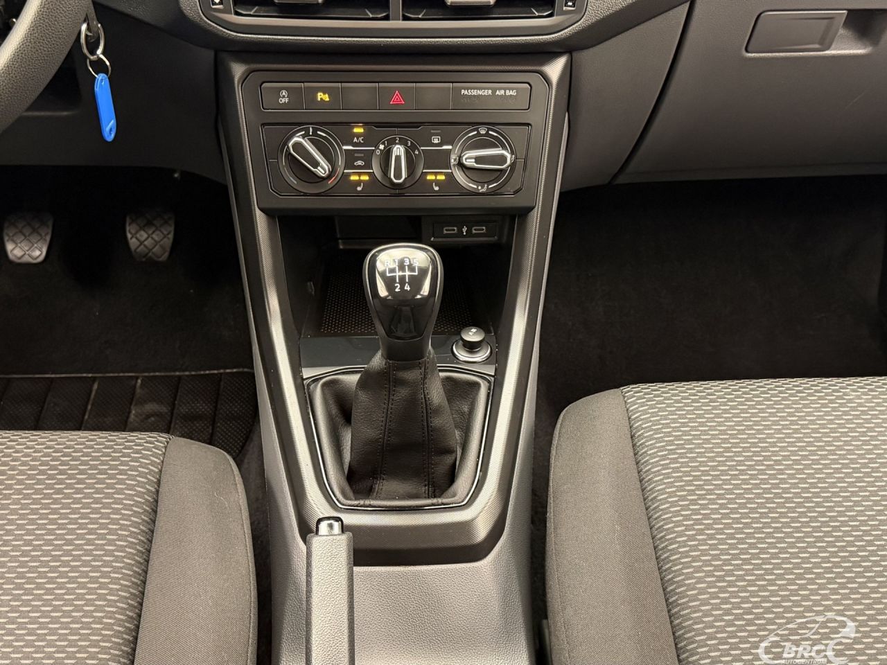 Volkswagen T-Cross | 16