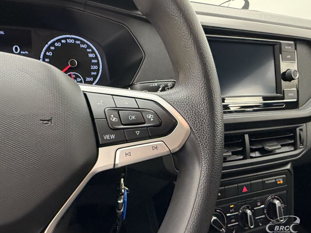 Volkswagen T-Cross | 26