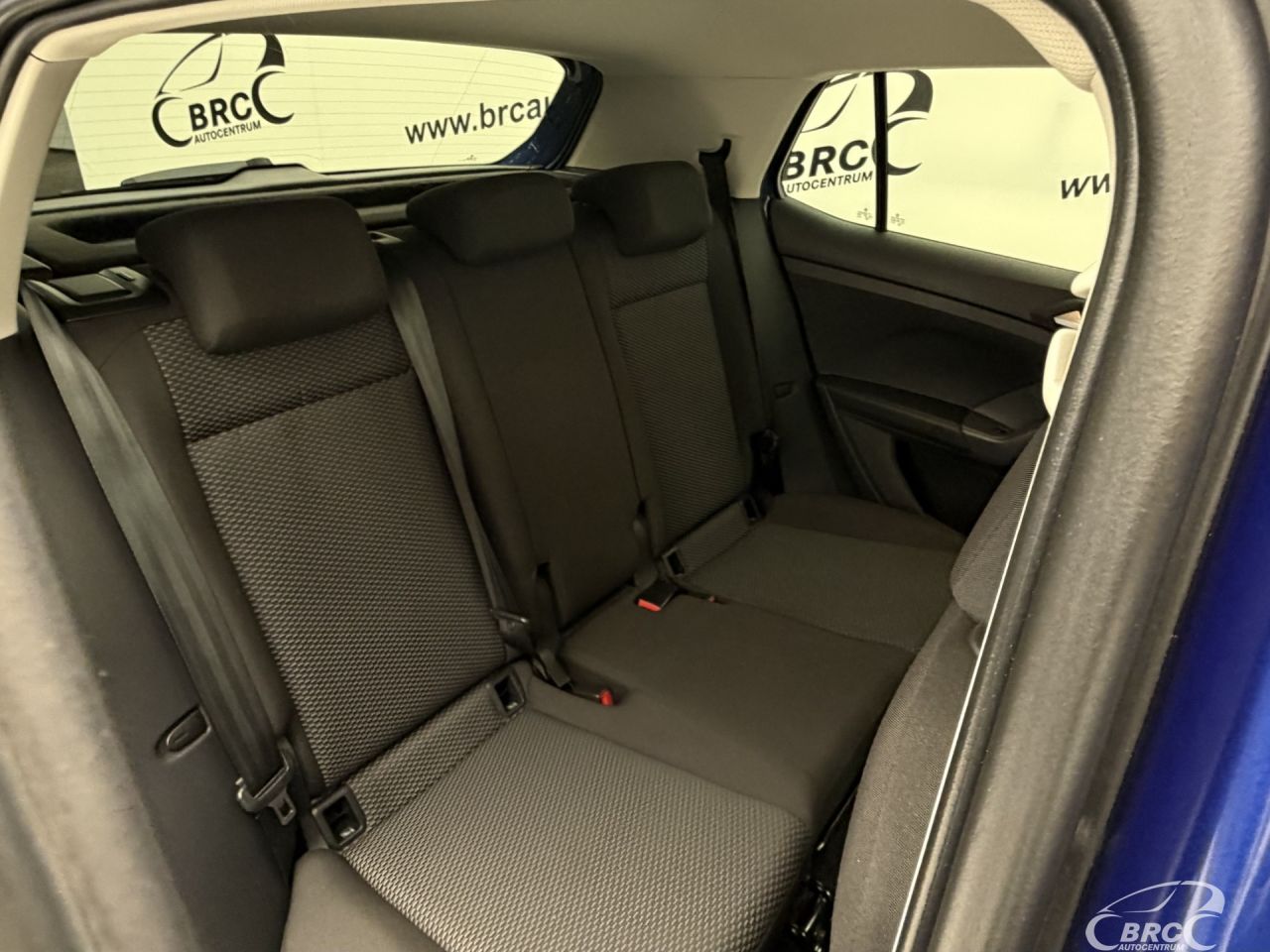 Volkswagen T-Cross | 10