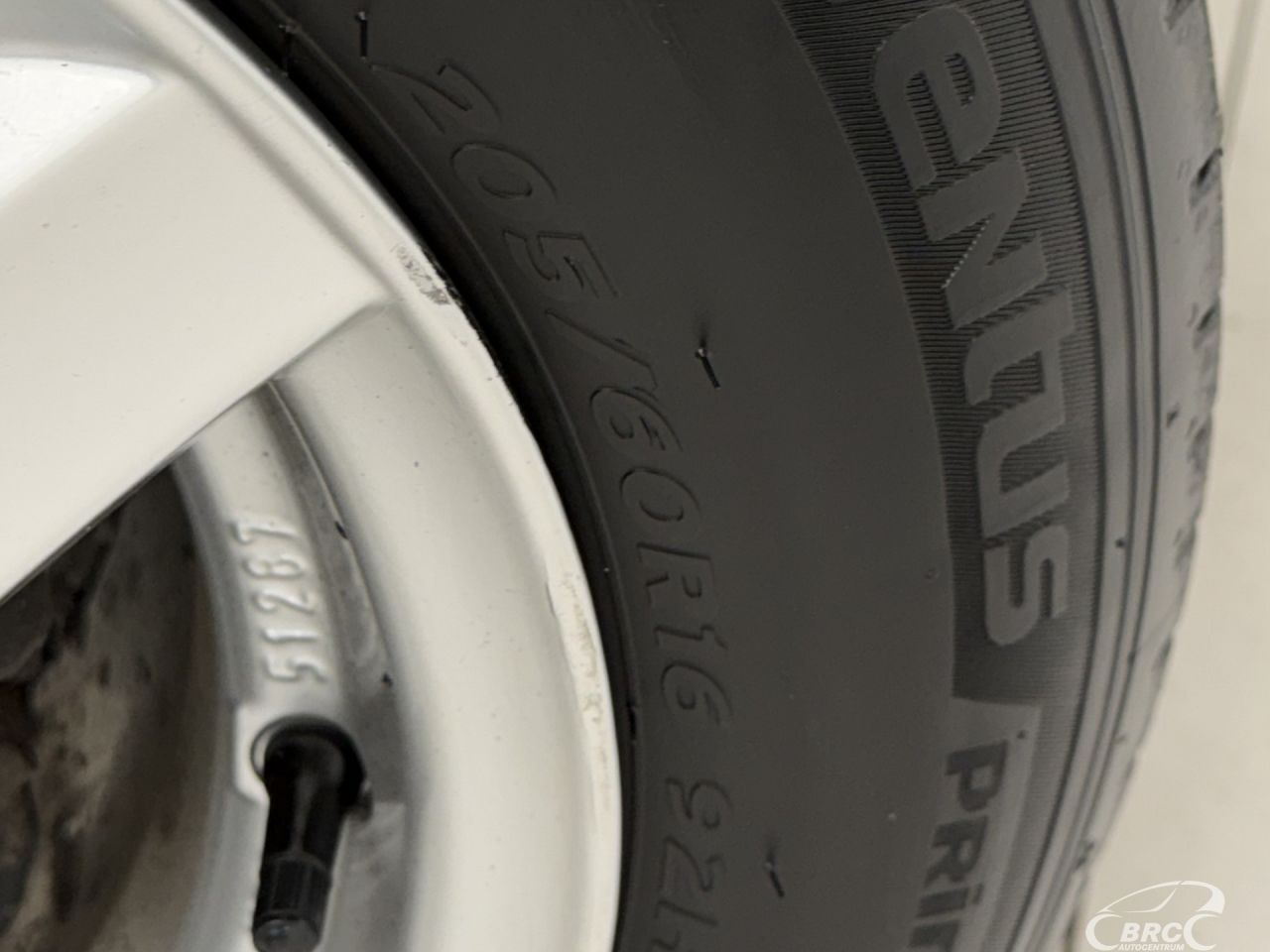 Volkswagen T-Cross | 32