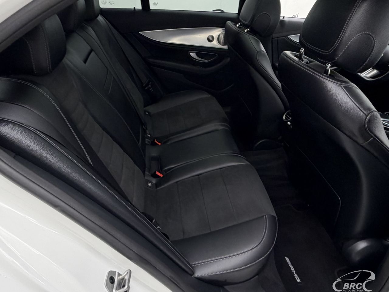 Mercedes-Benz E400 | 10