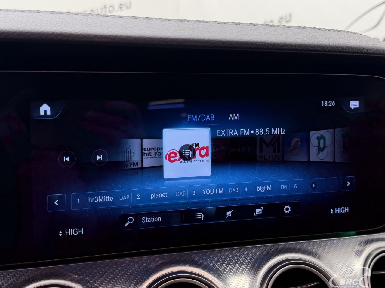 Mercedes-Benz E400 | 35