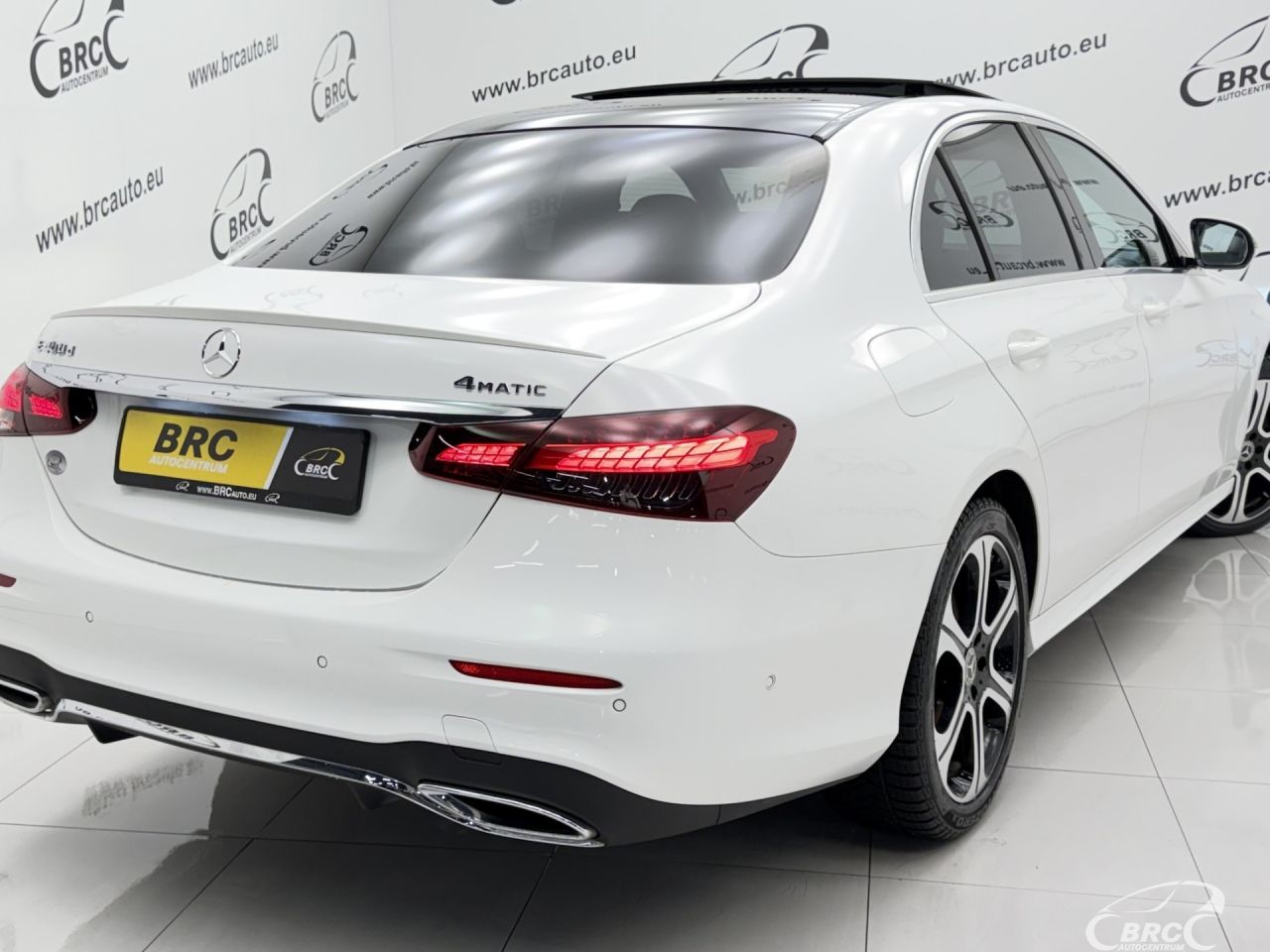 Mercedes-Benz E400 | 51