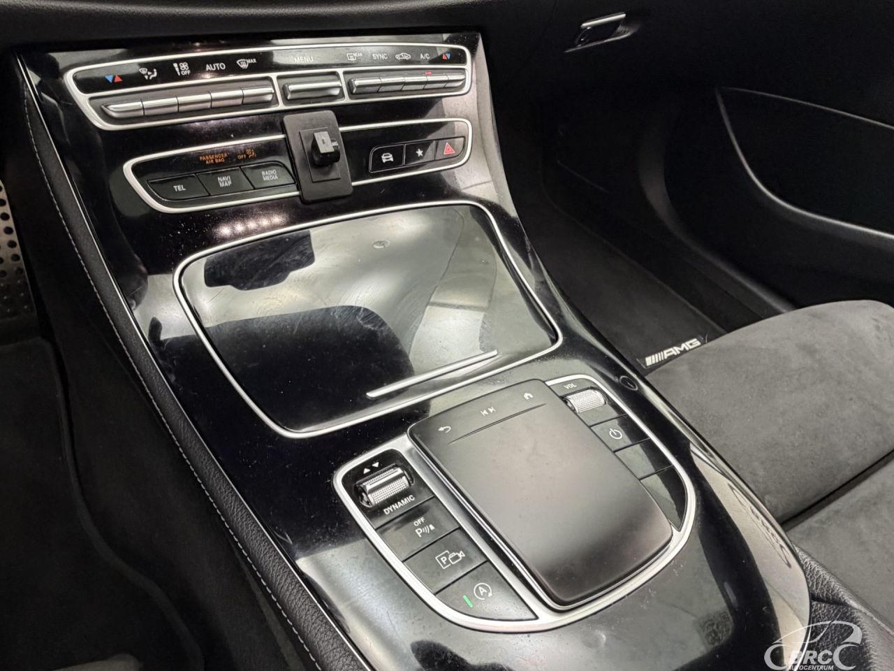 Mercedes-Benz E400 | 25