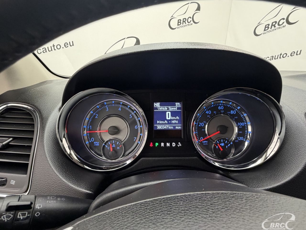 Chrysler Town & Country | 31