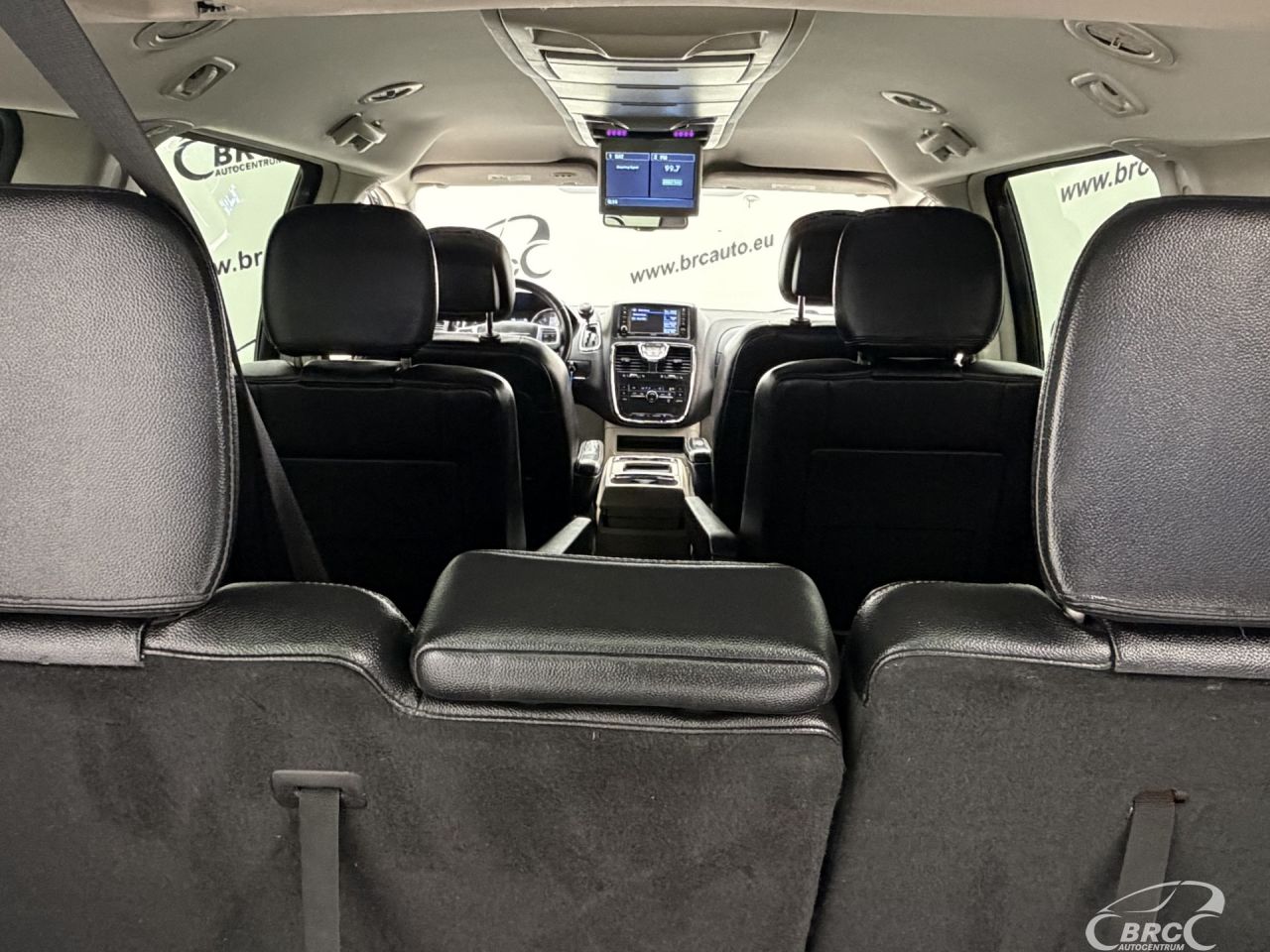 Chrysler Town & Country | 41