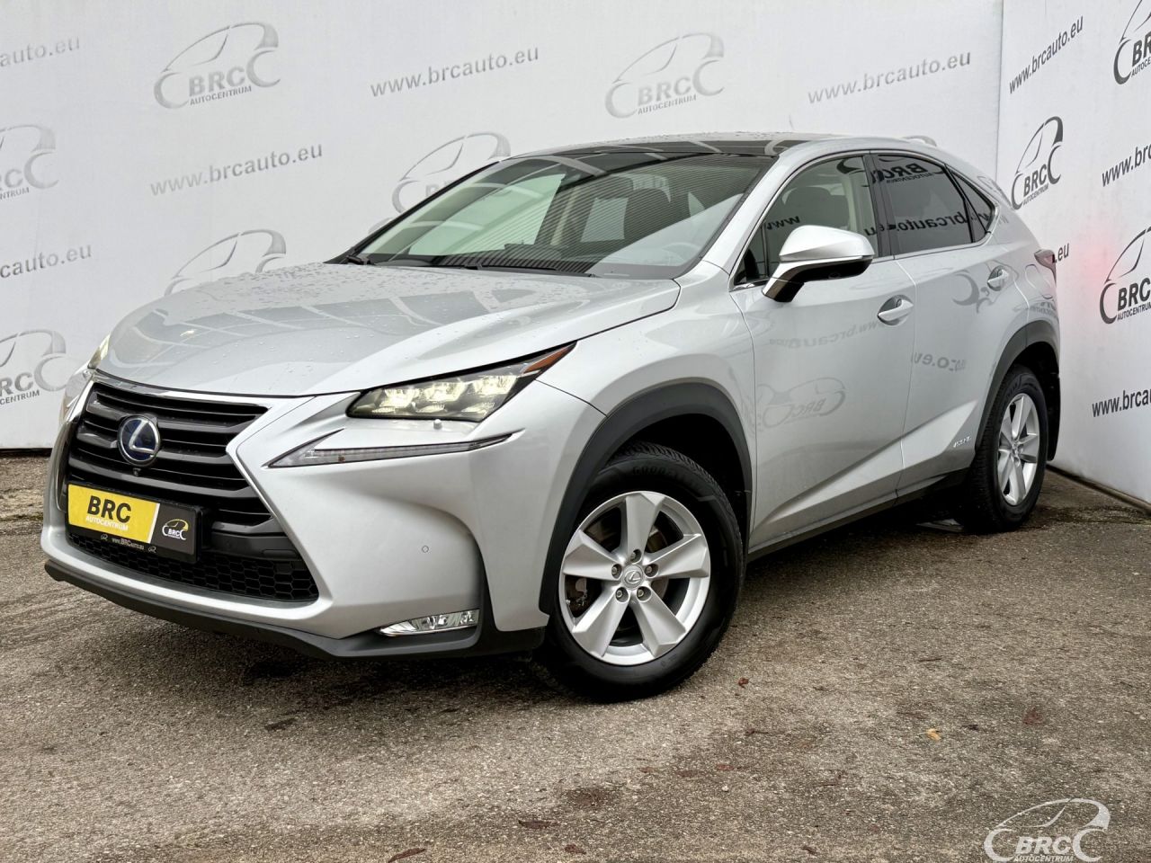 Lexus NX 300h | 0