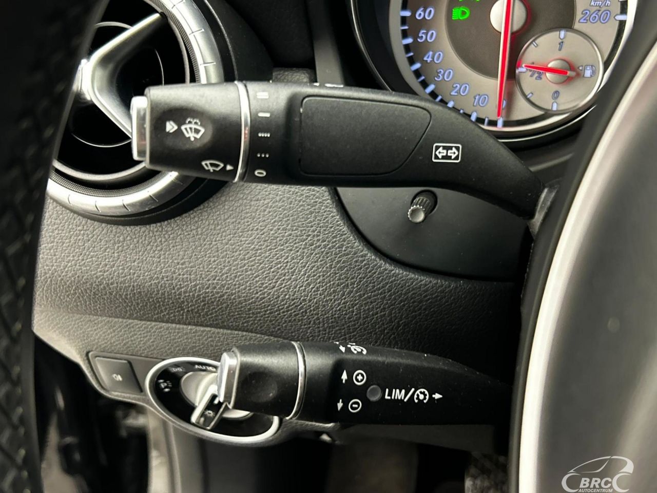 Mercedes-Benz CLA180 | 5