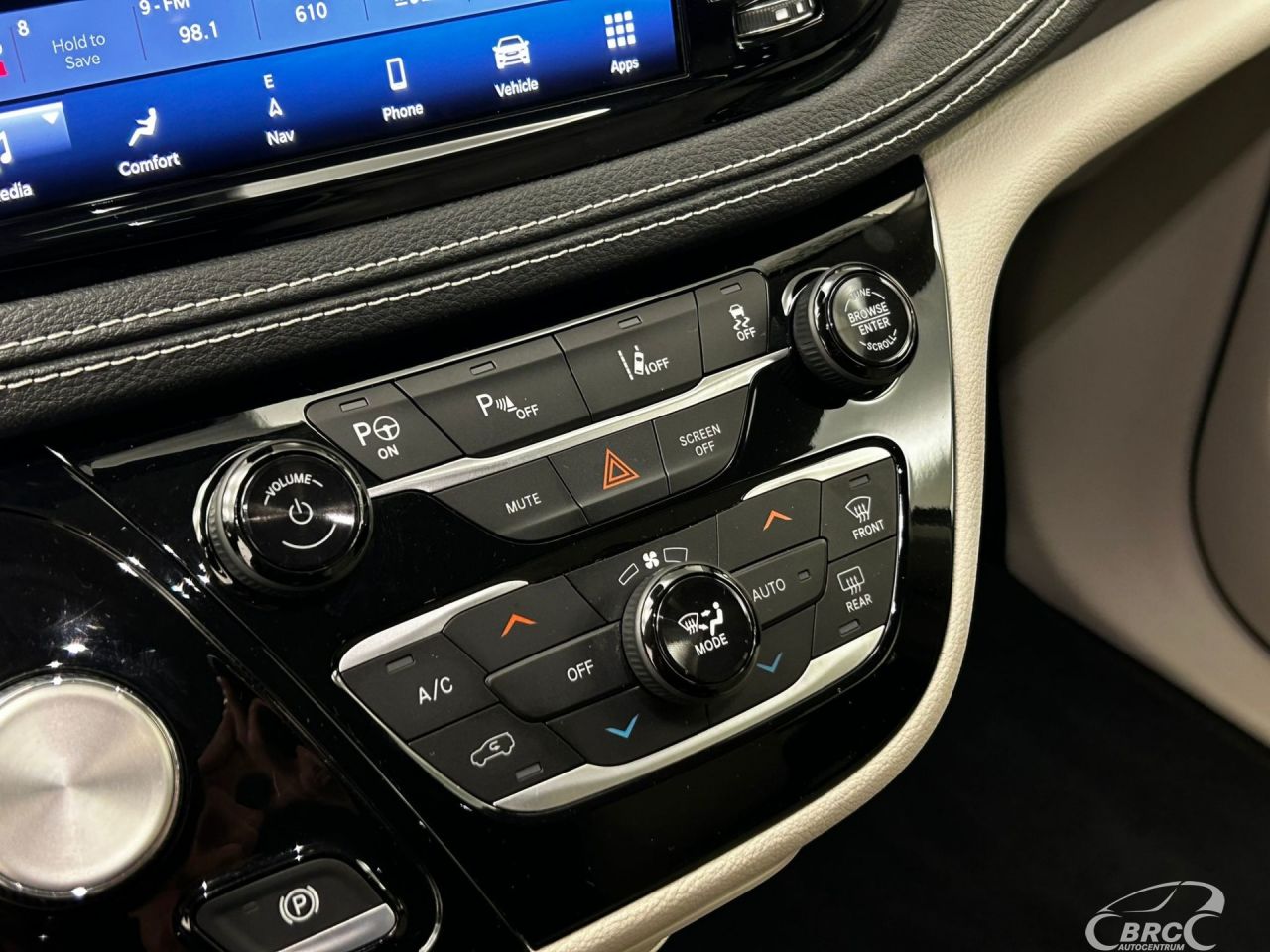 Chrysler Pacifica | 18