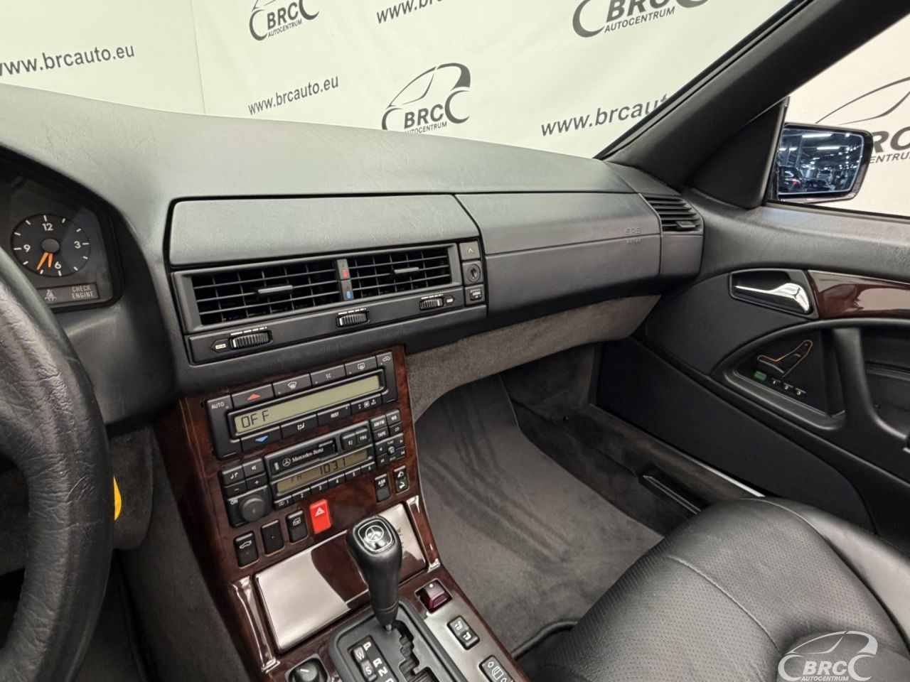 Mercedes-Benz SL500 | 25