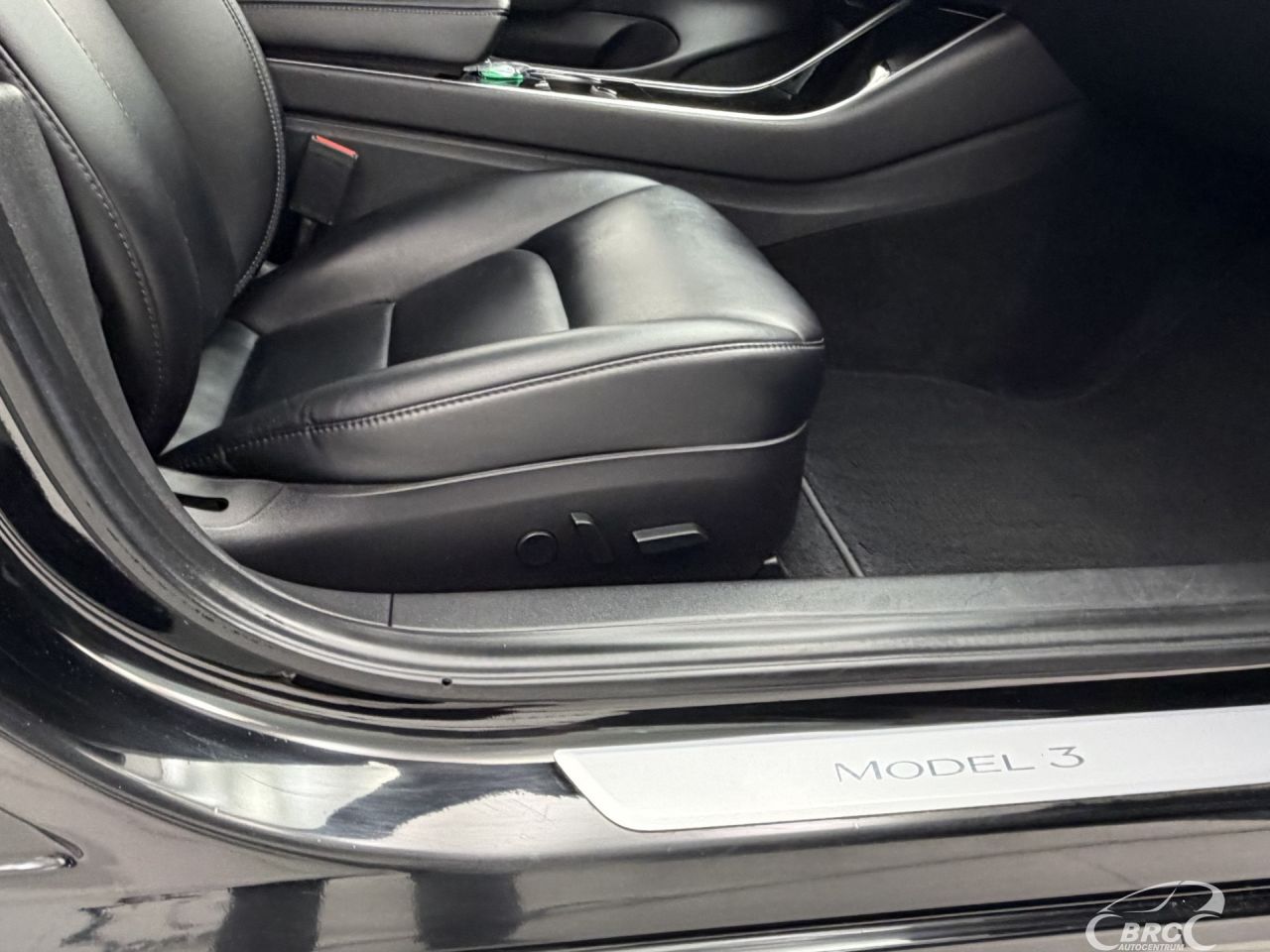 Tesla Model 3 | 7