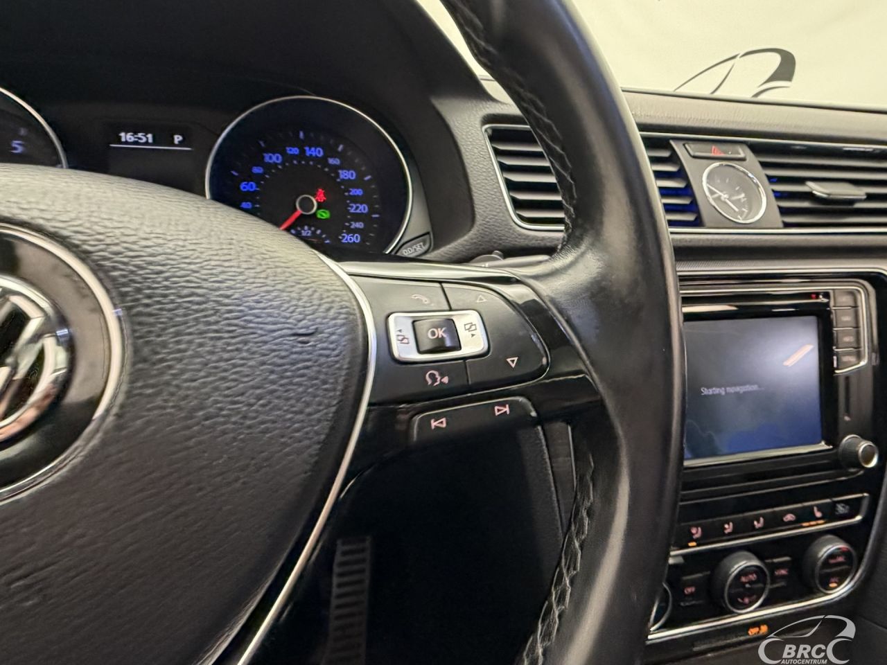 Volkswagen Passat | 29