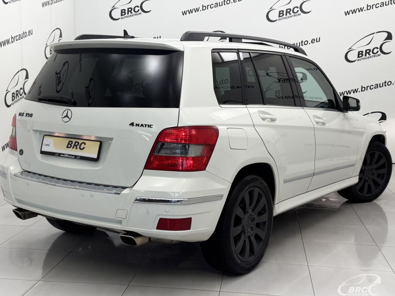 Mercedes-Benz GLK350 | 41