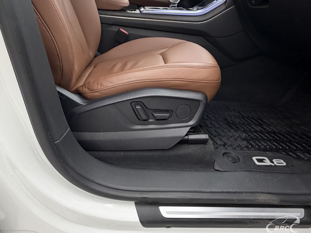 Audi Q8 | 5