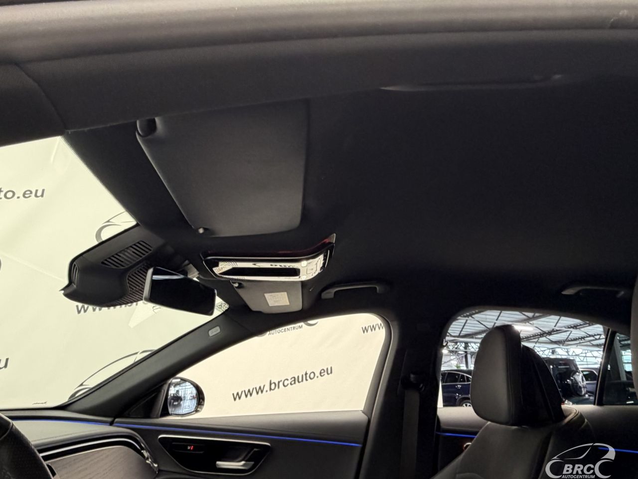 Mercedes-Benz E220 | 23