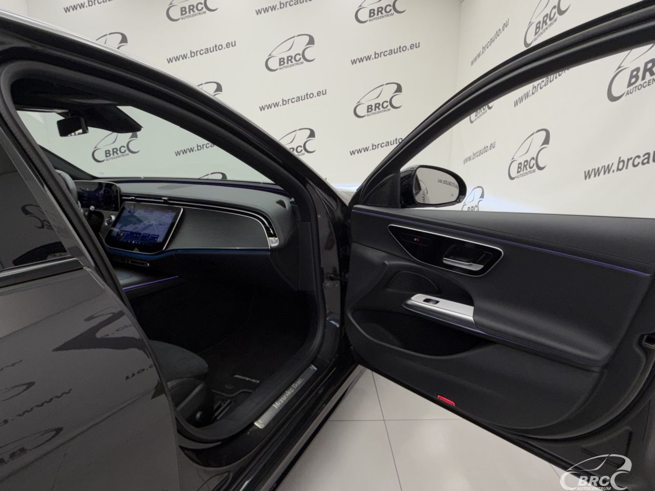 Mercedes-Benz E220 | 7