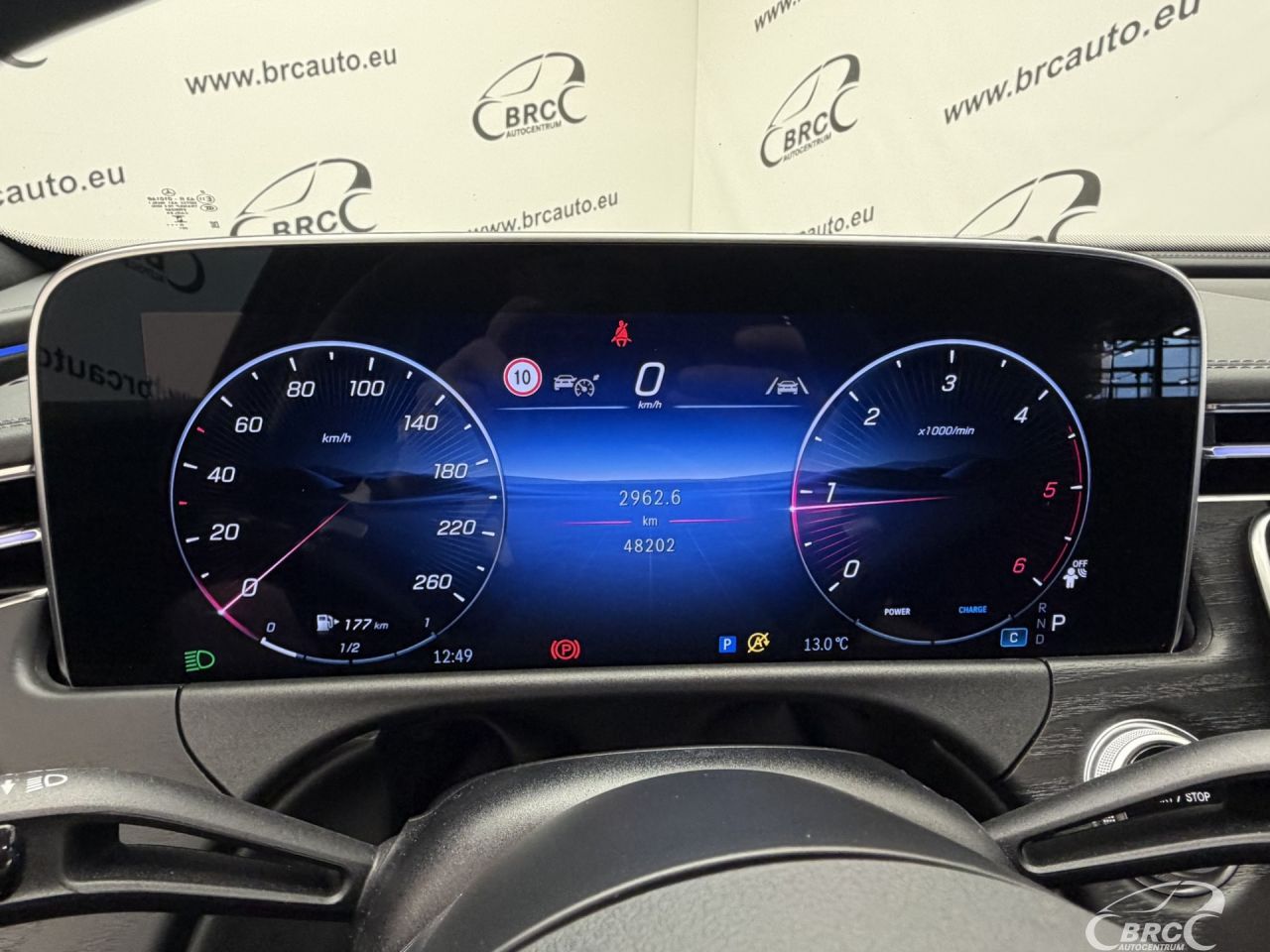 Mercedes-Benz E220 | 29