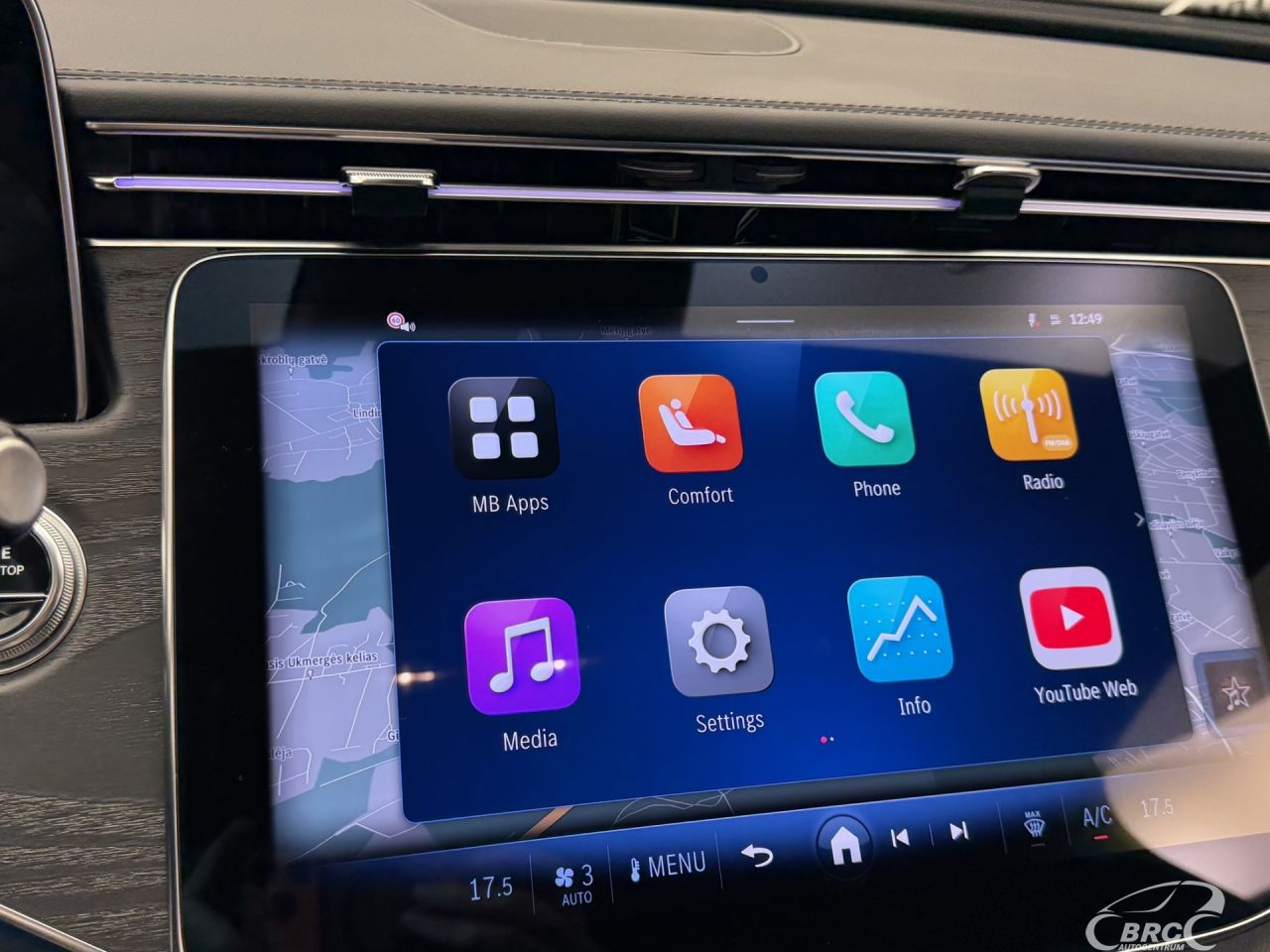 Mercedes-Benz E220 | 32