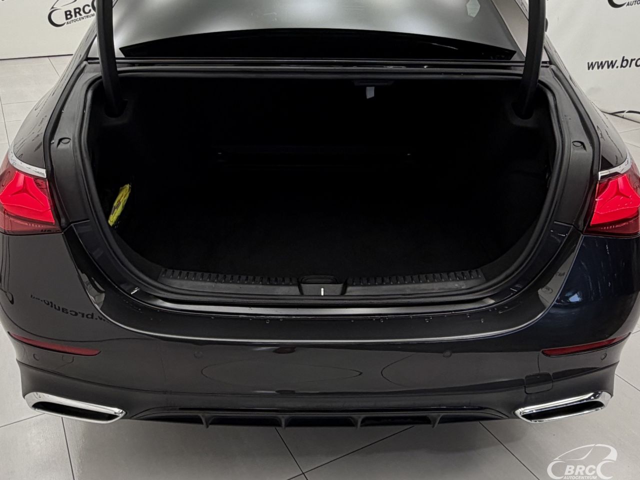 Mercedes-Benz E220 | 38