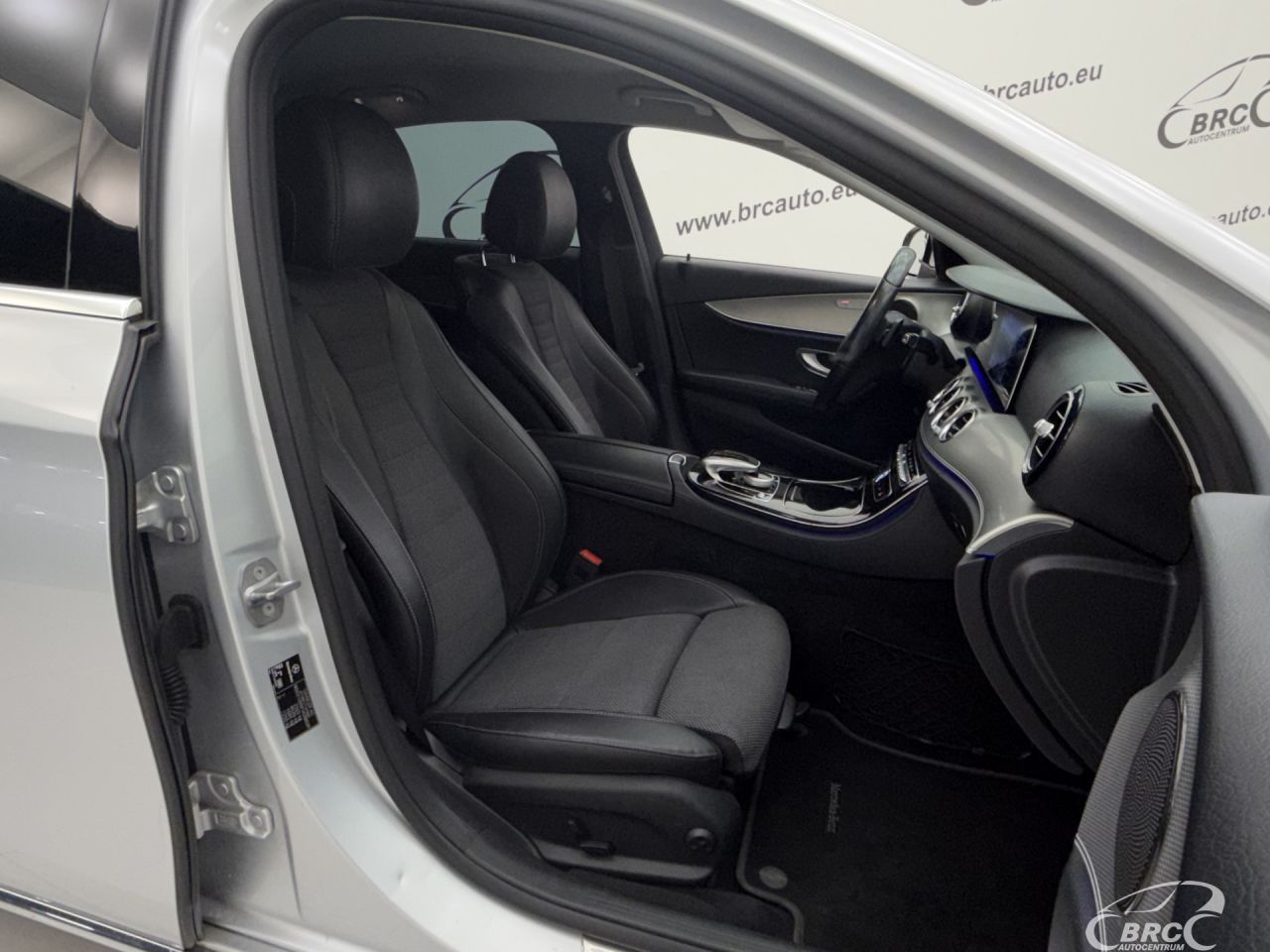 Mercedes-Benz E220 | 6