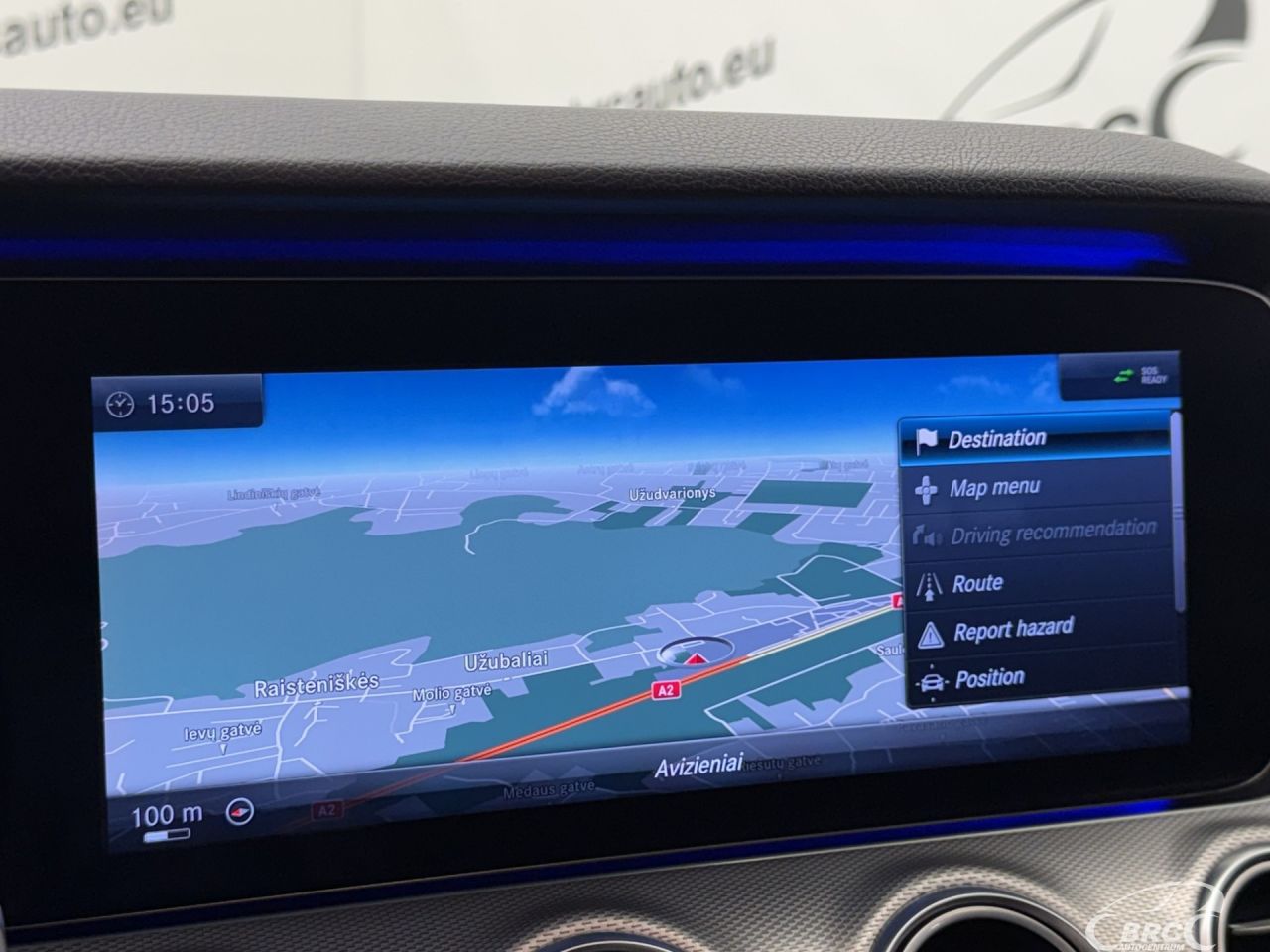 Mercedes-Benz E220 | 32