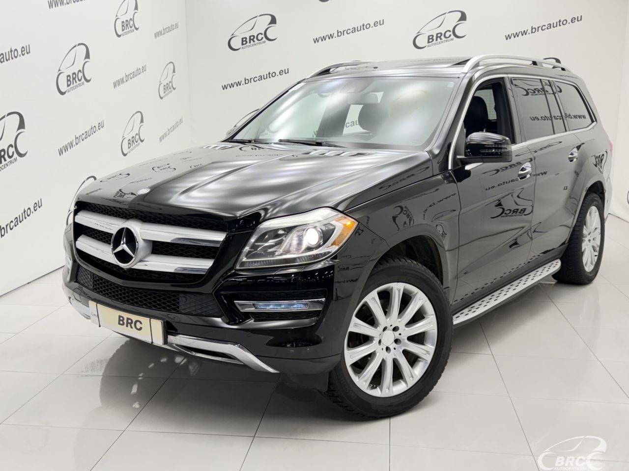 Mercedes-Benz GL350 | 48