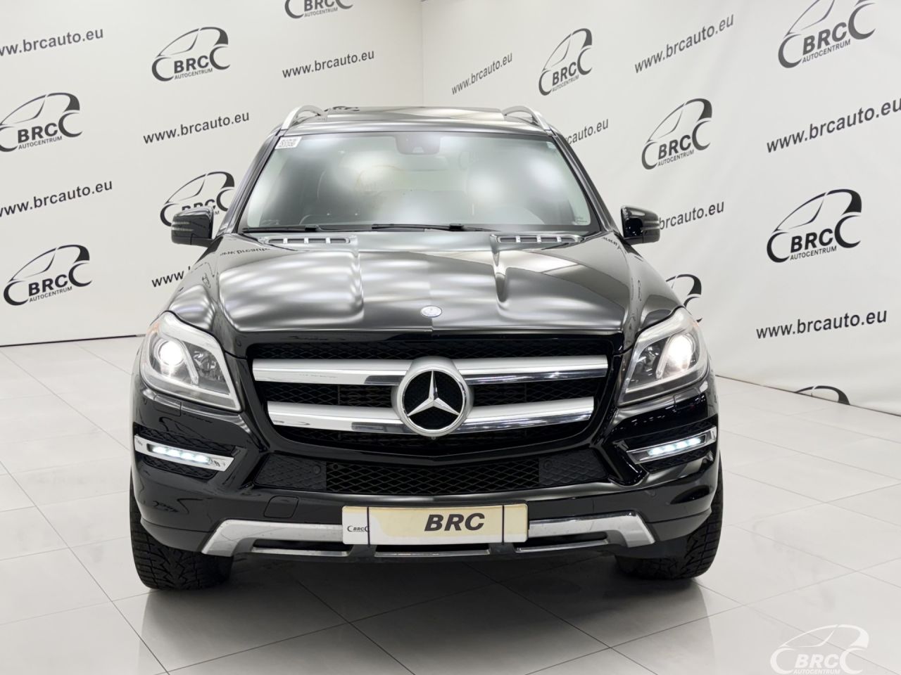 Mercedes-Benz GL350 | 50