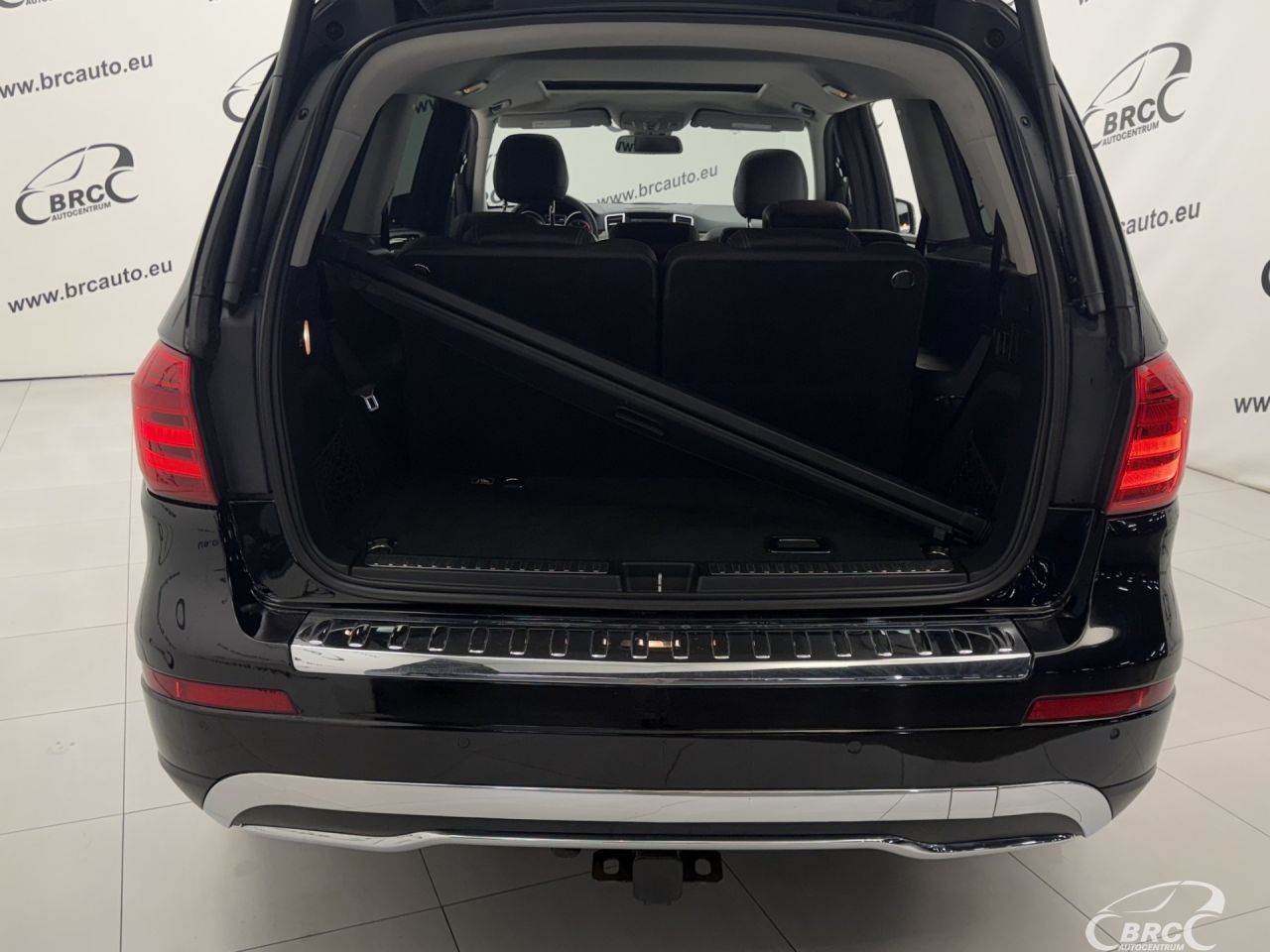 Mercedes-Benz GL350 | 45