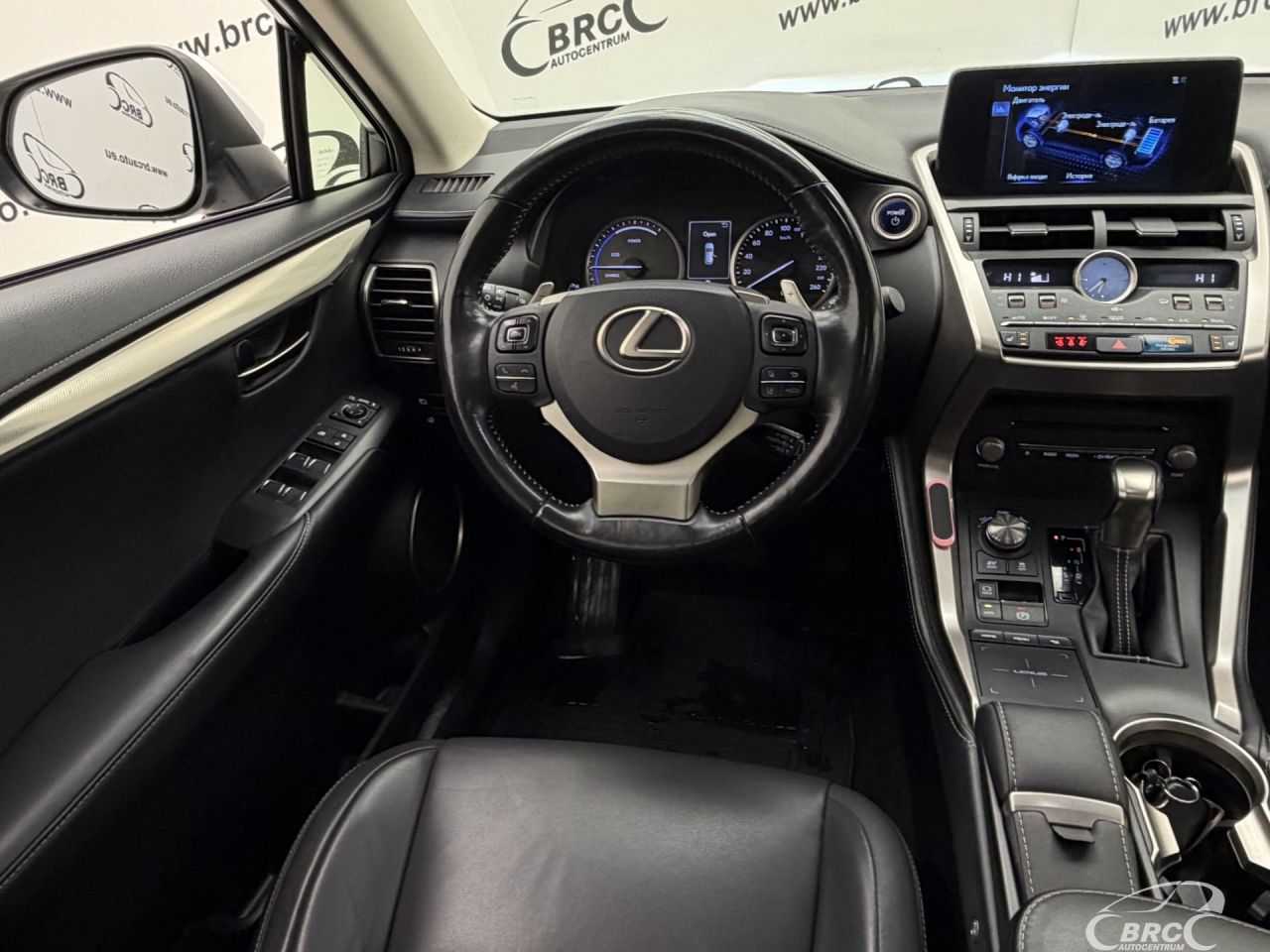 Lexus NX 300h | 12
