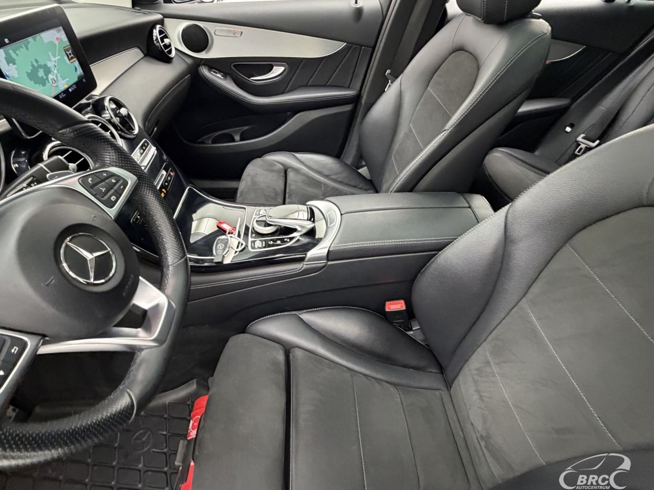 Mercedes-Benz GLC350 | 23