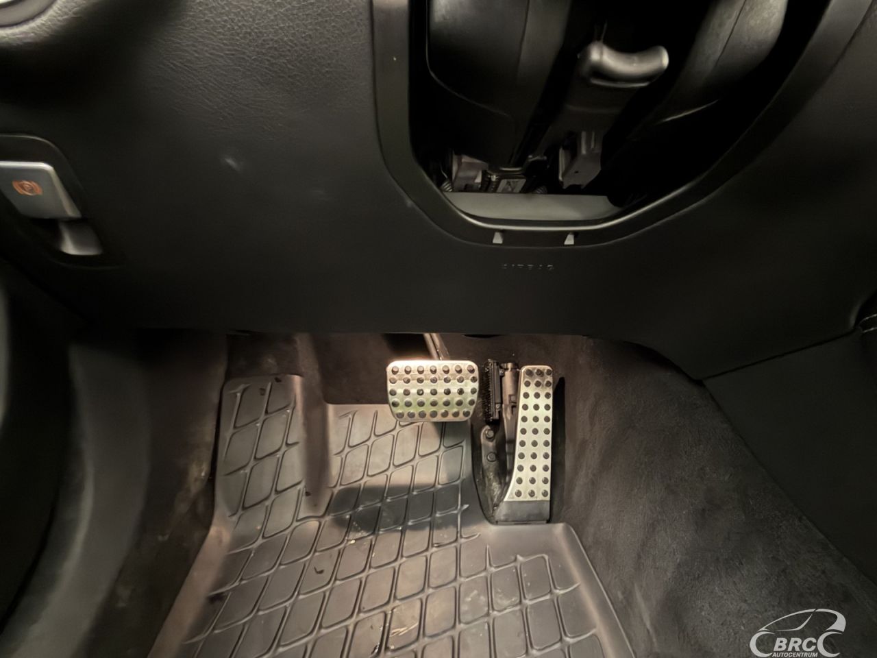 Mercedes-Benz GLC350 | 31