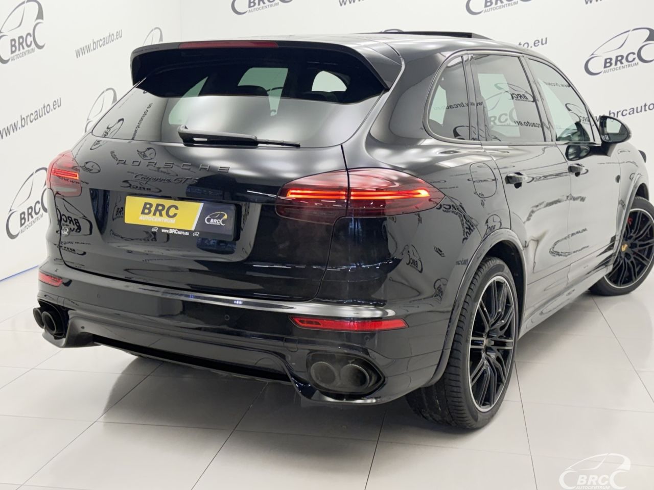 Porsche Cayenne | 53