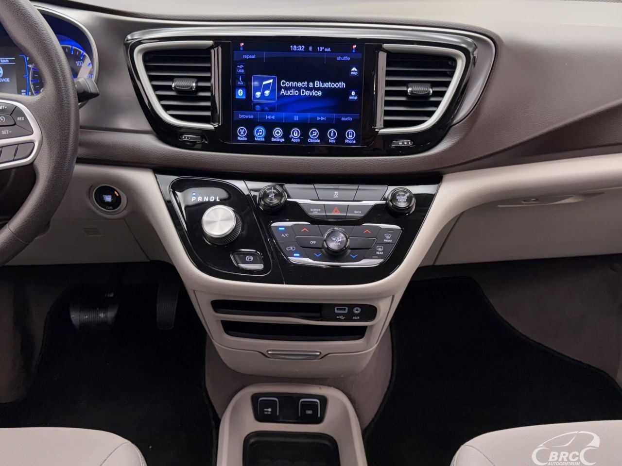 Chrysler Pacifica | 14