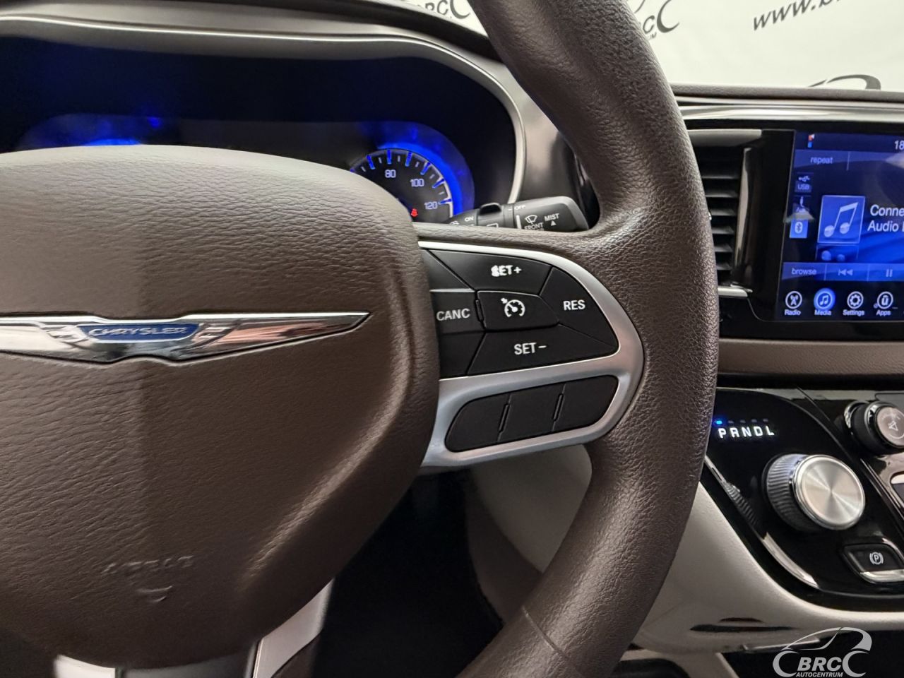 Chrysler Pacifica | 29