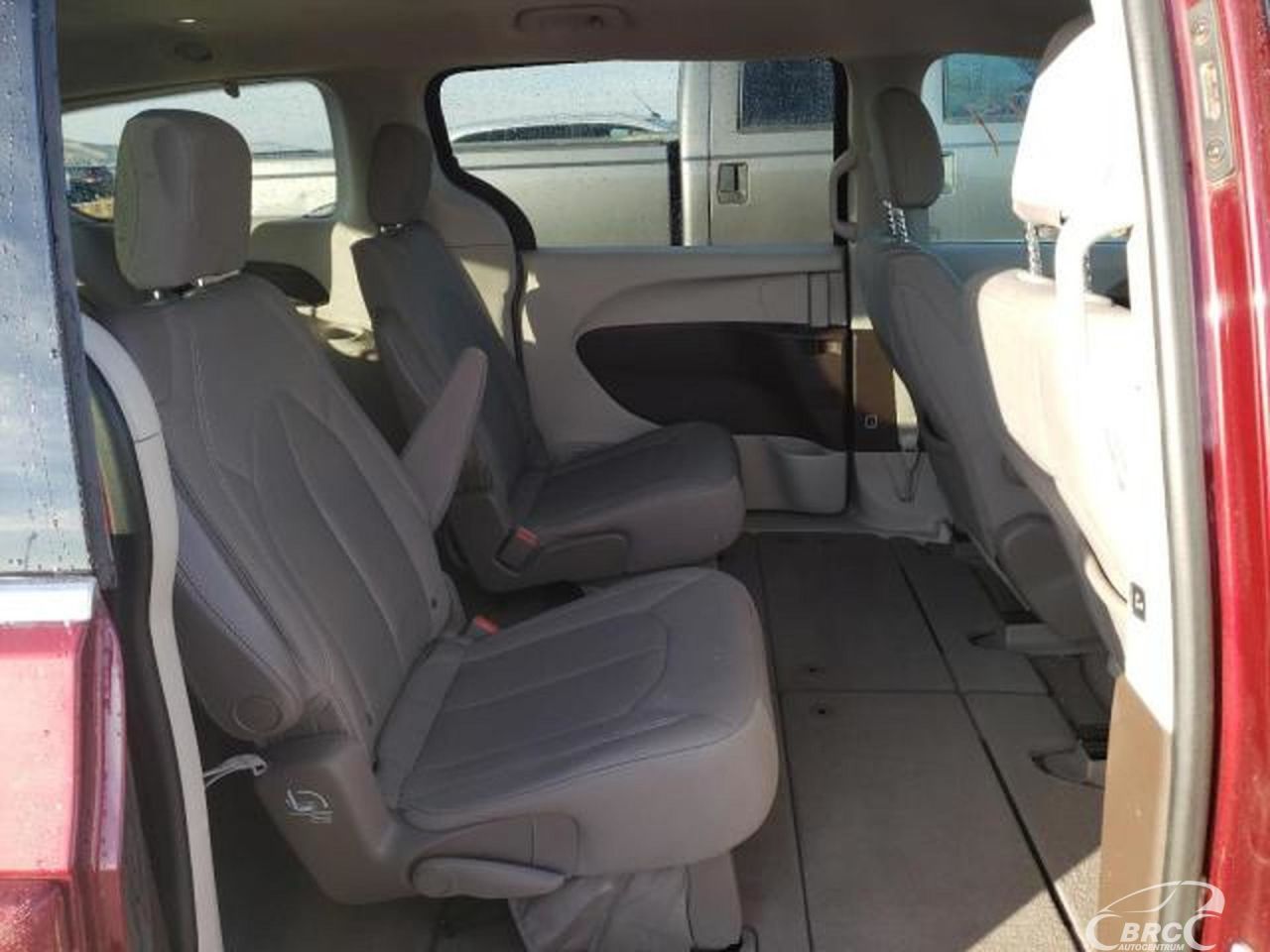 Chrysler Pacifica | 52