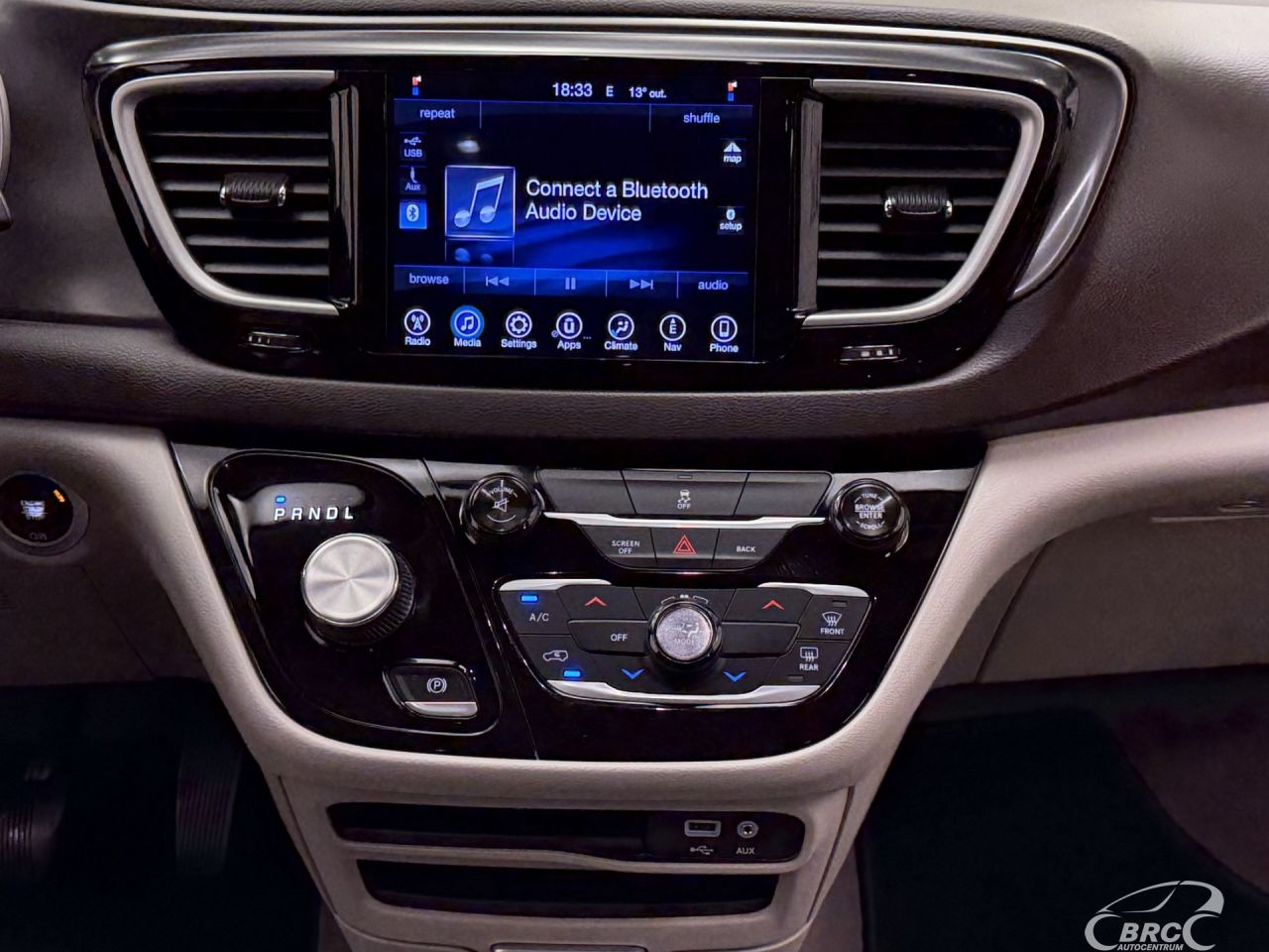 Chrysler Pacifica | 16