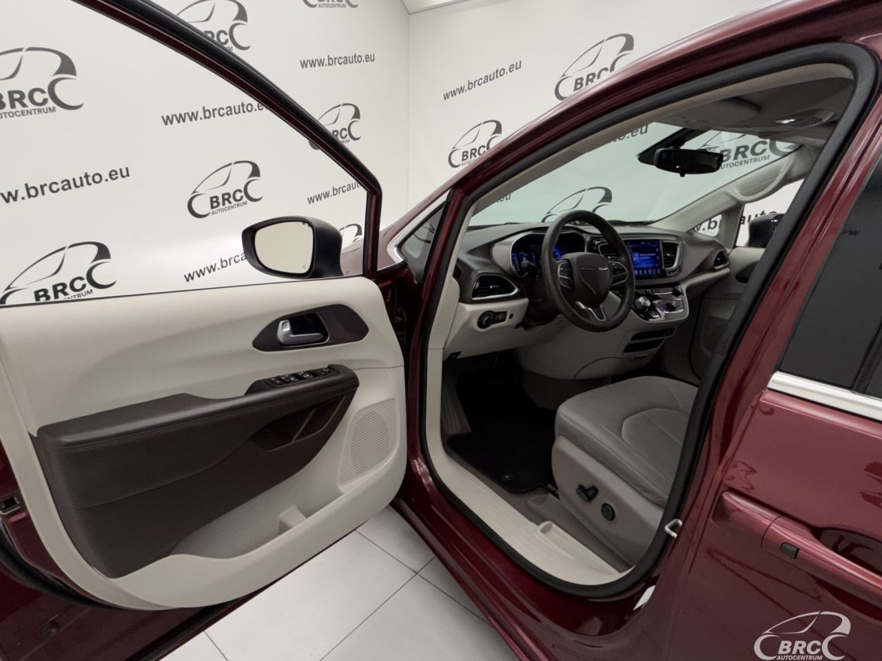 Chrysler Pacifica | 20