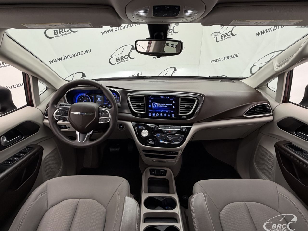 Chrysler Pacifica | 2