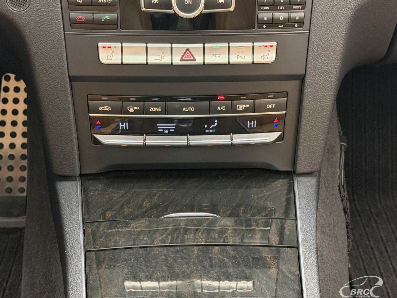 Mercedes-Benz E220 | 13